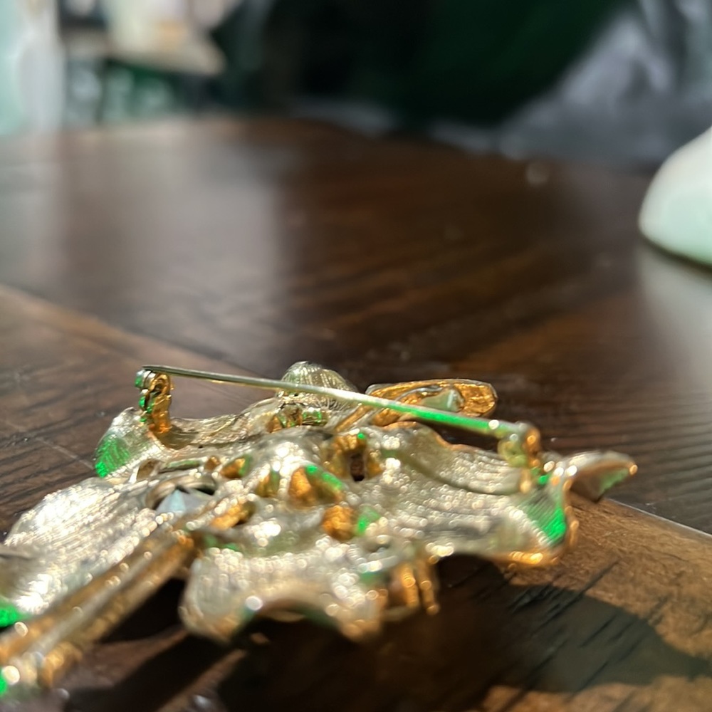 Brooch - Picture 6 of 6